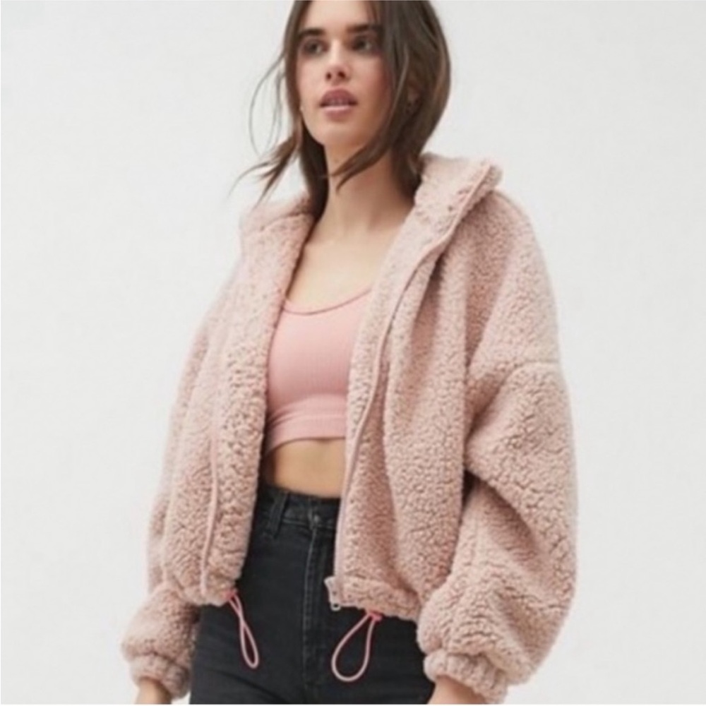 Urban Outfitters Willow Fuzzy Pink Drawstring Teddy Jacket Size Small